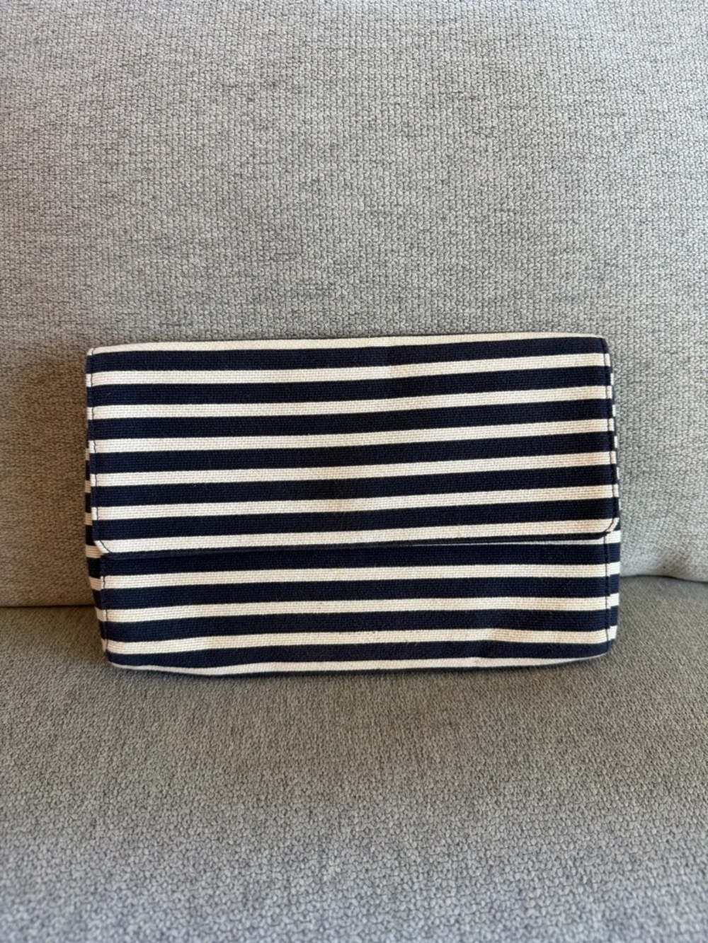 Boden Navy White Striped Nautical Magnetic Closure Cloth Clutch Bag 7”x11”